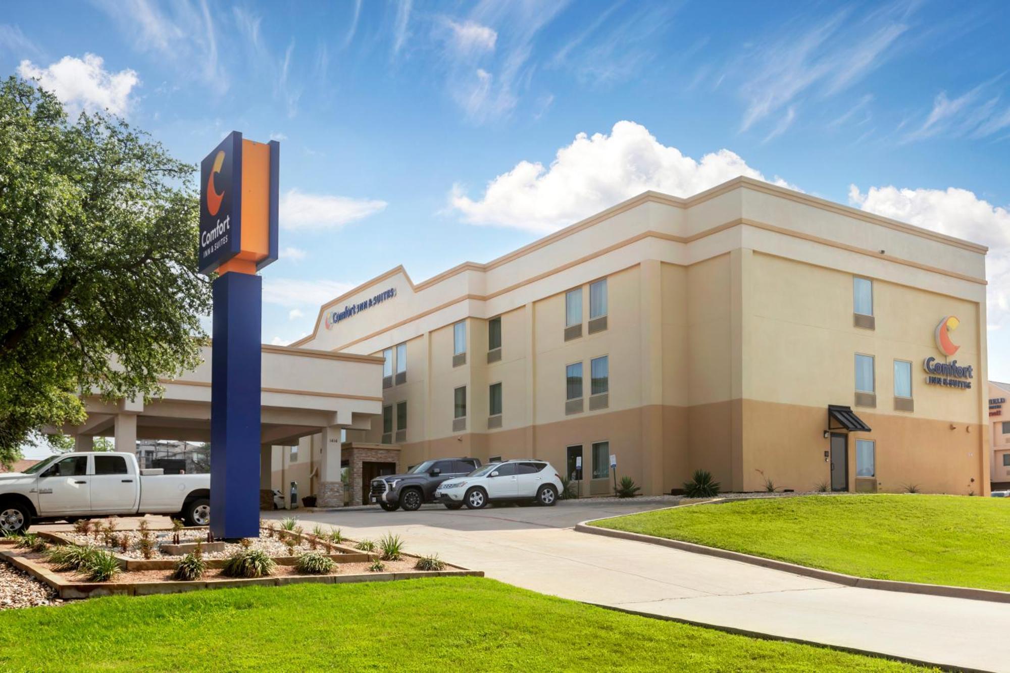 Comfort Inn & Suites Temple - Medical Center Exterior photo